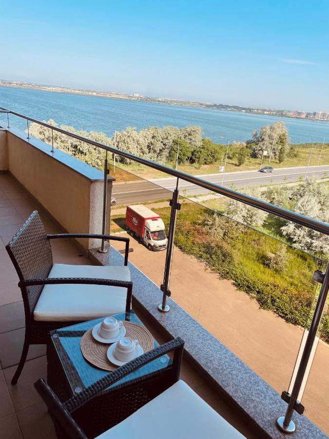 Summerland & Sea View